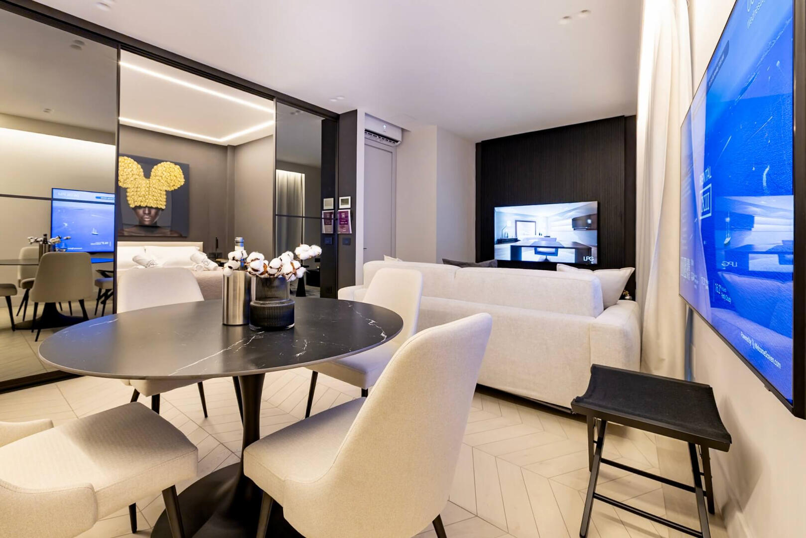 Stylish one-bedroom suite in Olbia’s historic center, fully equipped, newly renovated, and designed for comfort